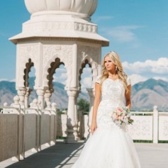 01 modest_wedding_dresses_9_of_23